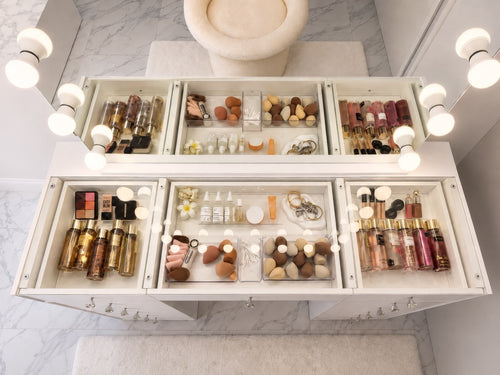 Coiffeuse Vanity 13 Tiroirs avec Plateau en Verre – Design Luxe – Maison Chanel Paris